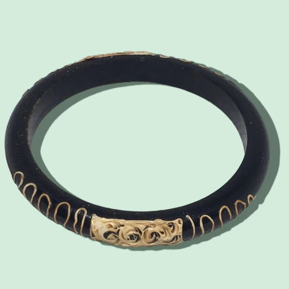 Vintage Black Tribal Design Bangle Bracelet